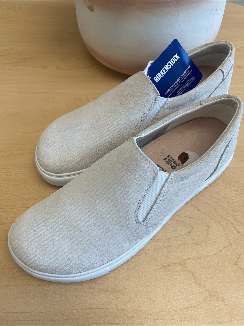 🆕 Birkenstock Oswego Women’s Slip-On Loafers in Antique White sz 39